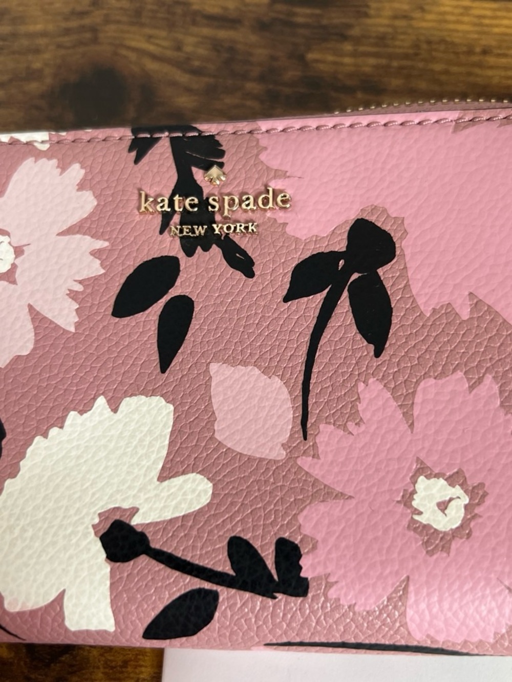 kate spade Pink Floral Zip Wallet Like new - Picture 3 of 8